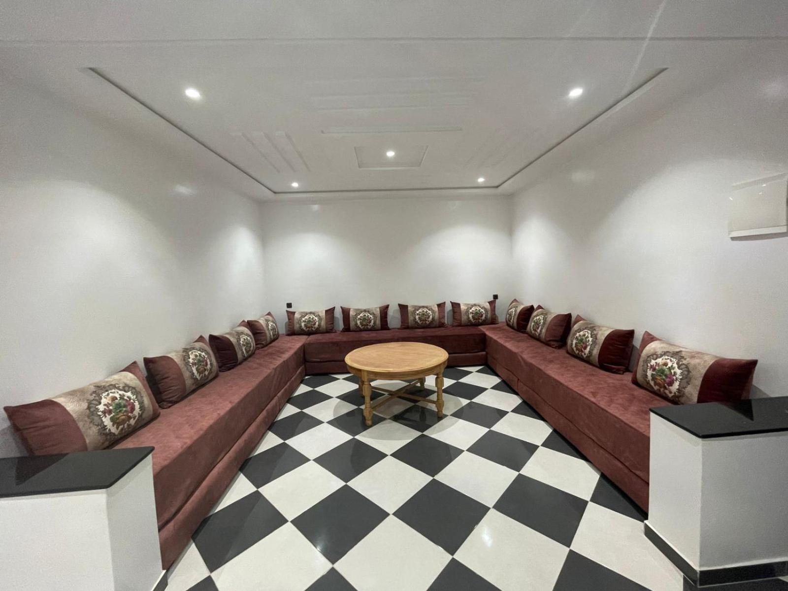 Dina Apartments フニデク エクステリア 写真