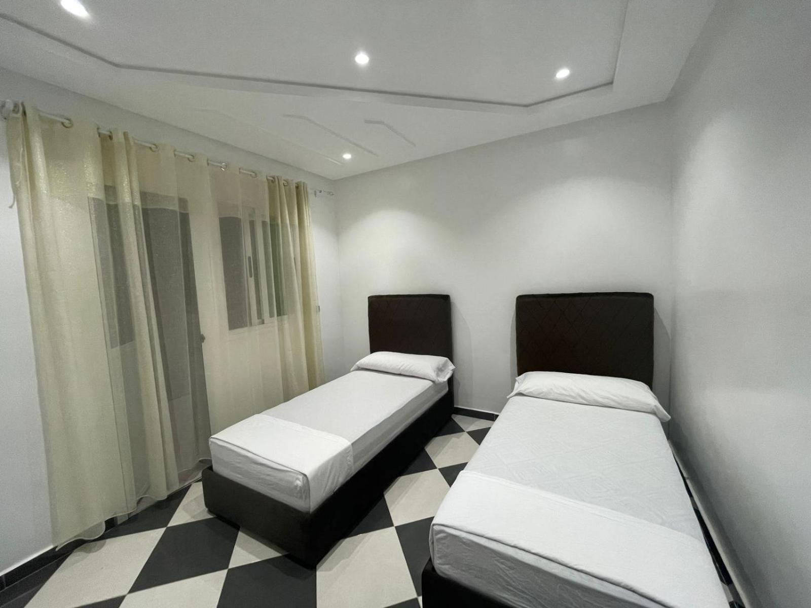 Dina Apartments フニデク エクステリア 写真